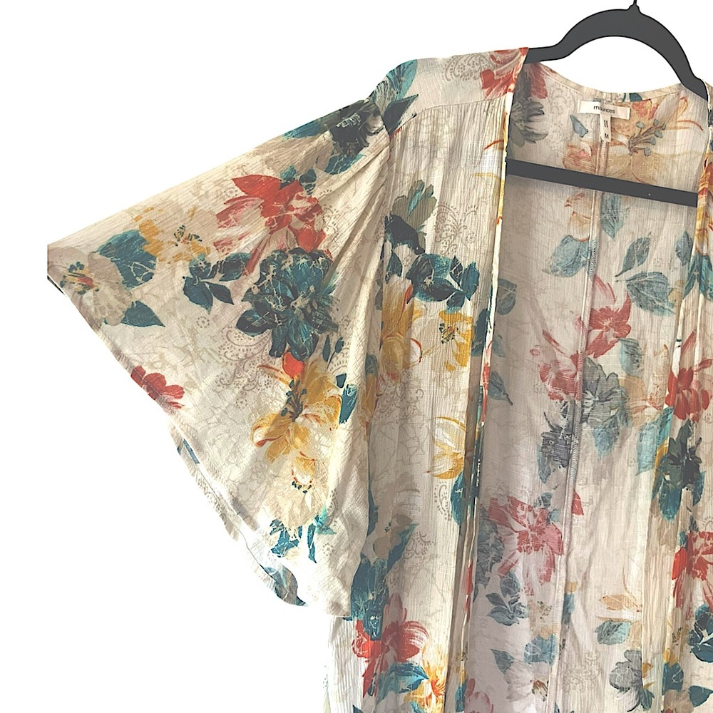 Maurices Floral Kimono Women’s Medium Cape Sleeves‎ - Picture 3 of 3